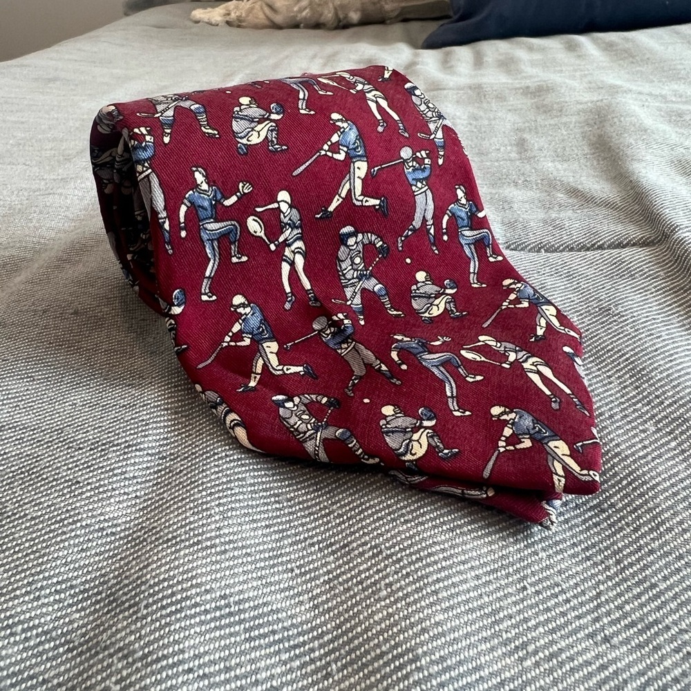 Vintage 100%‎ Italian silk baseball hockey novelty necktie made in USA